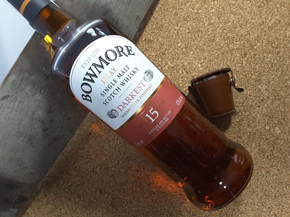 Bowmore Darkest 15 años